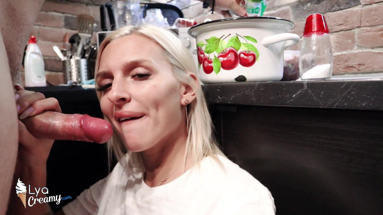 Lya Creamy: Girl sucking and handjob big dick - Cum in mouth