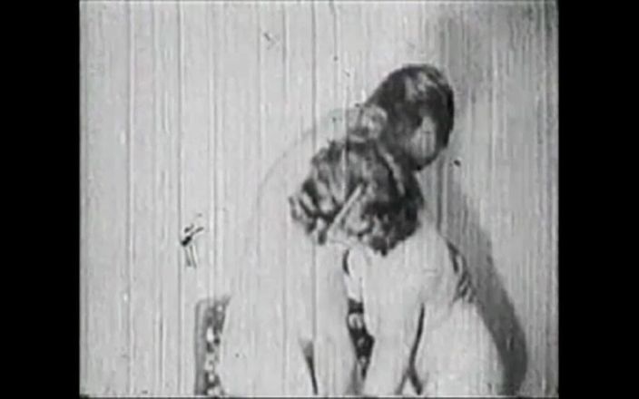 Vintage megastore: Candy Barr le malin Alec (film complet en noir et blanc)
