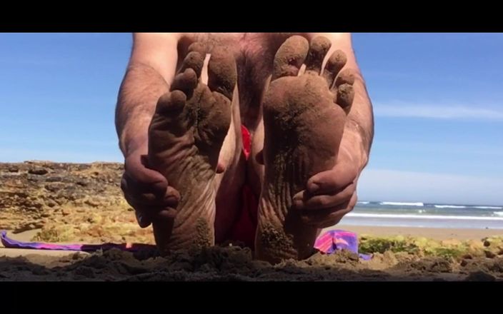 Manly foot: Sandy Feet - Salted Soles - Manlyfoots Big Male Feet in Southside...