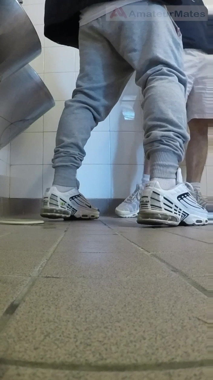 AmateurMates: Amateur Boys in Sneakers Wank and Try Handjob in Public...