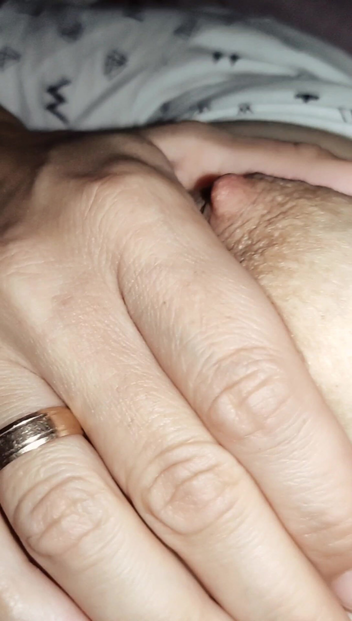Hotlia: Beautiful Home Sex on the Phone
