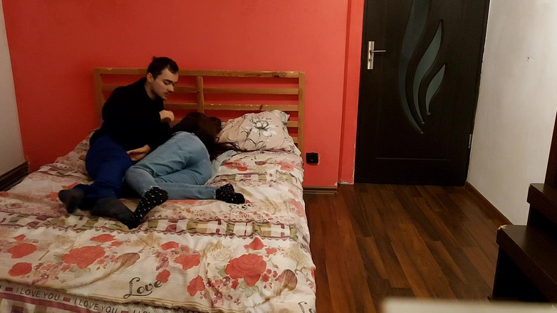 Alex and Luiza: Att älska sent på natten med söt liten brunett