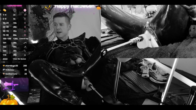 Roman Heart: Rubber Halloween Black N White