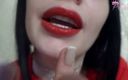 Goddess Misha Goldy: Reddest lips