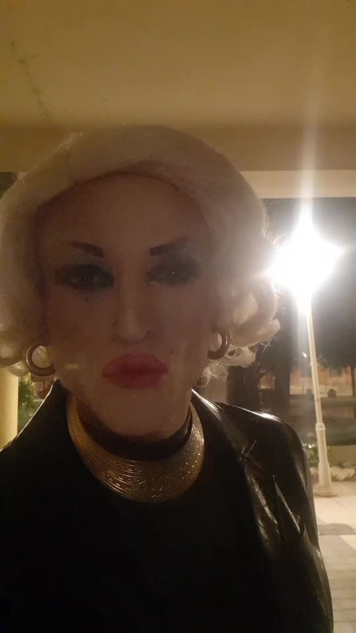 Tatiana Zorrita: Na ulici