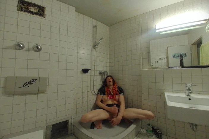 Perception of Depth - Jasmine_Dlight but VR: Jasmine_dlight - Deep Double Dildo in the Shower Vr180