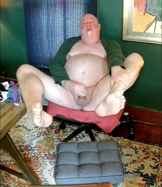 beardaddychub: दोस्त के लिए वेब कैमरा शो बंद