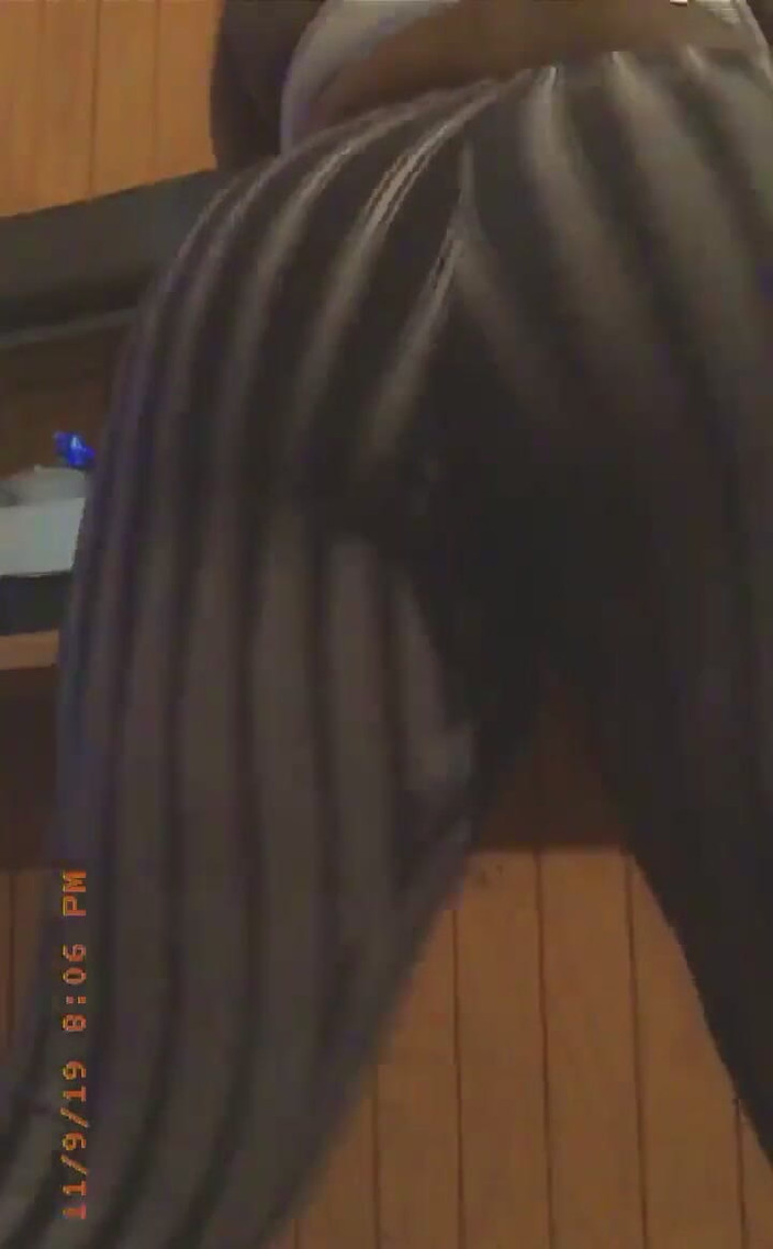 Juicy the houdini: Solo un po' di divertimento!