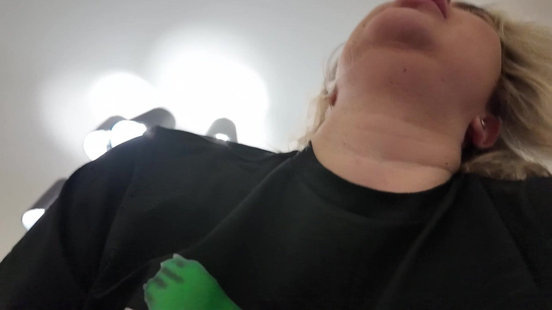 Amateur Homemade Porn: Mengongkek ibu tiri berpantat besar