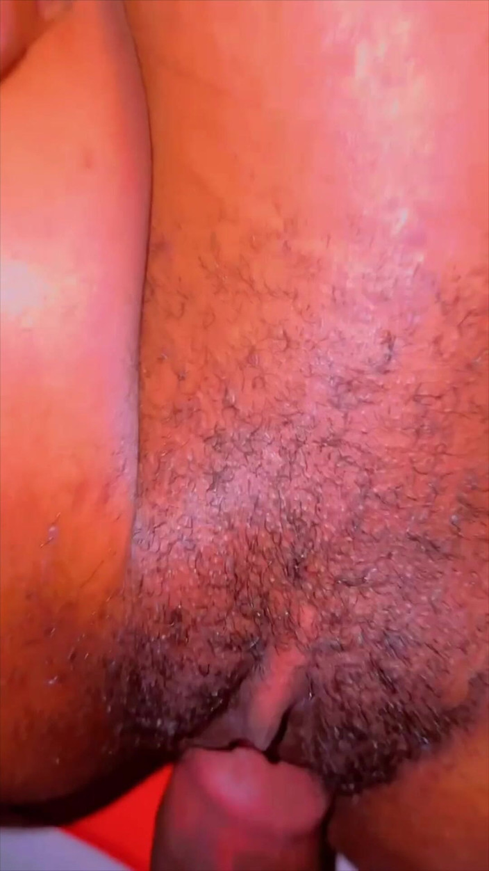 Black-yo: Вона обожнює мій великий член