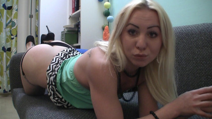 Java Consulting: Amanda eve yalnız geliyor