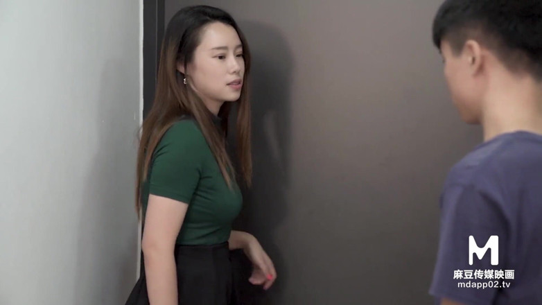 ModelMedia Asia: 이웃의 속옷을 찾은 도청