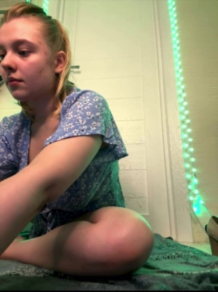 JuiceLussie: Cum and Fingering Close up