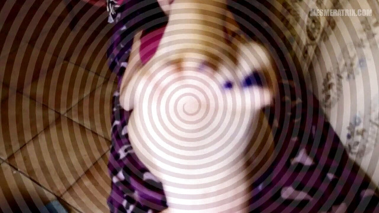 Lady Mesmeratrix Official: Kaki tidak terkendali...