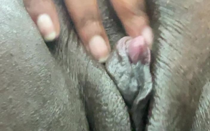 HoneyDippp Studios: Creamy Pussy and oily tits in your face