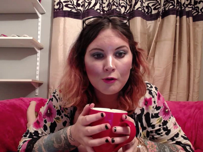 MissFFW: Bayan ffw buz küplerini kıvrarak seviyor