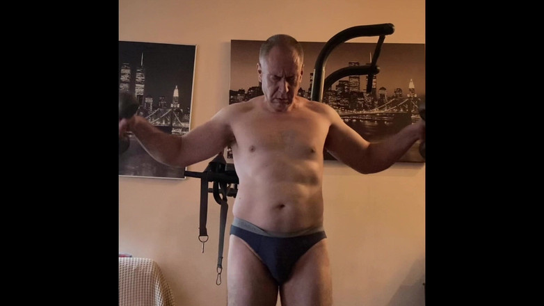 Alex Igogo: アレックス・アート