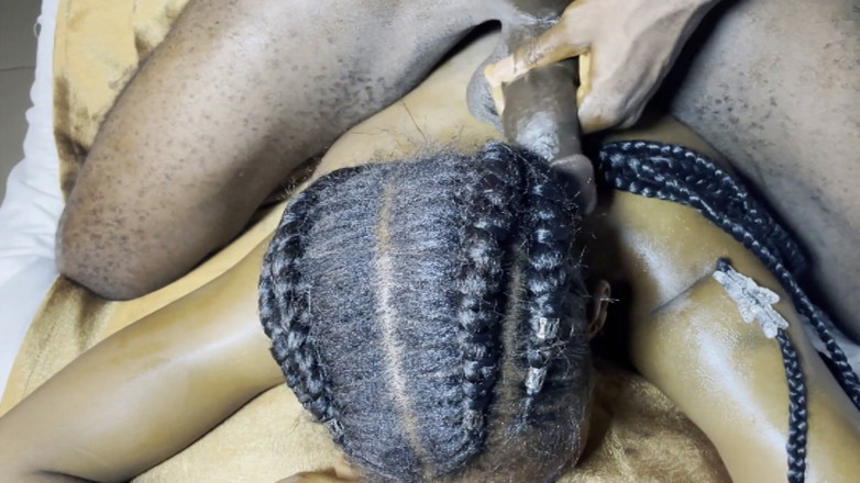 African Beauties: 乌木青少年的头发恋物癖接受精液