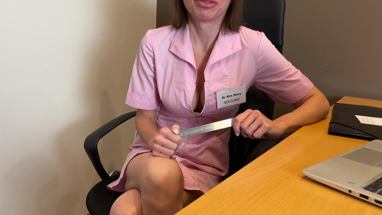 Mistress Mary: Pompe ta petite bite pour le Dr Mary