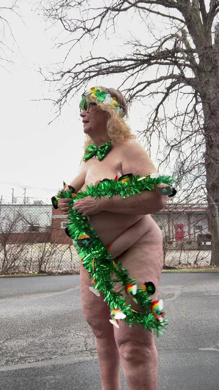 Big Ass 4 U: Que o olhar dos irlandeses ajude você a ver minha...