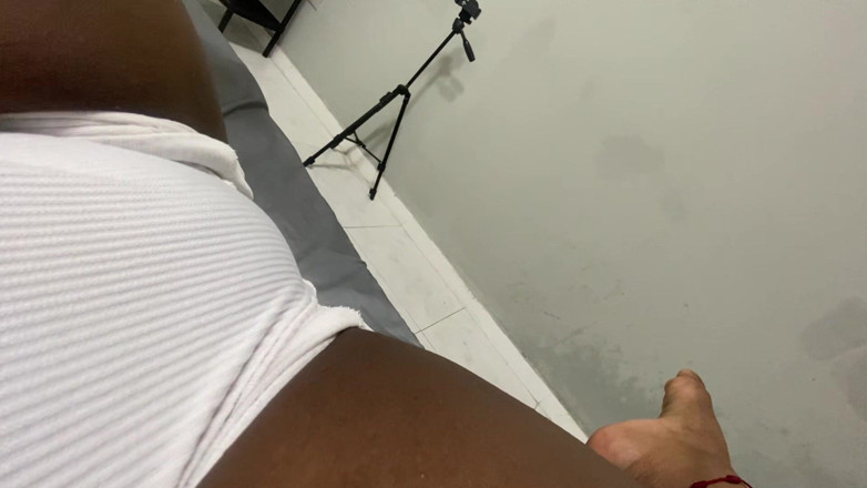 jazminemaloneok: Watch How This Horny Slut Destroys Her Pussy Until She...