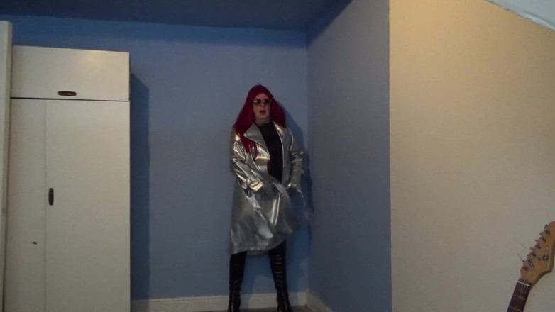 Leather Kirsten: Pelle argento