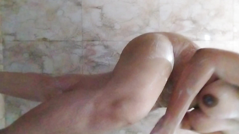 Riyathakur: Masturbazione di una calda vergine che si masturba per la...