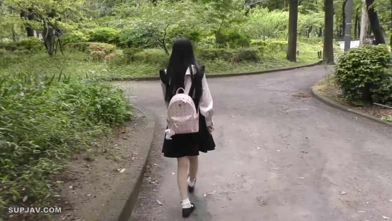 Asian cutie: 흑인 대물 자지에게 따먹히는 아시아 소녀