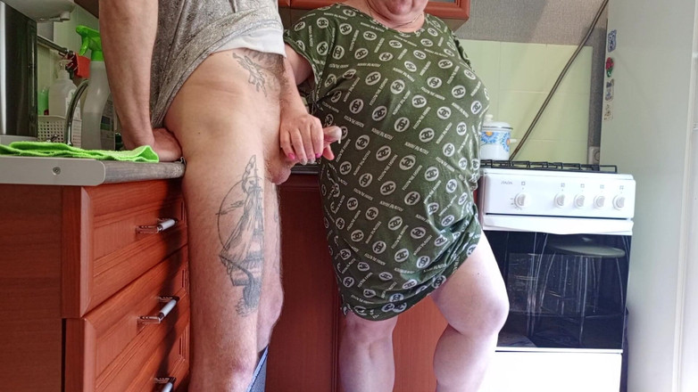 Zona901: Nejlepší výstřiky s nevlastním synem a zeťem