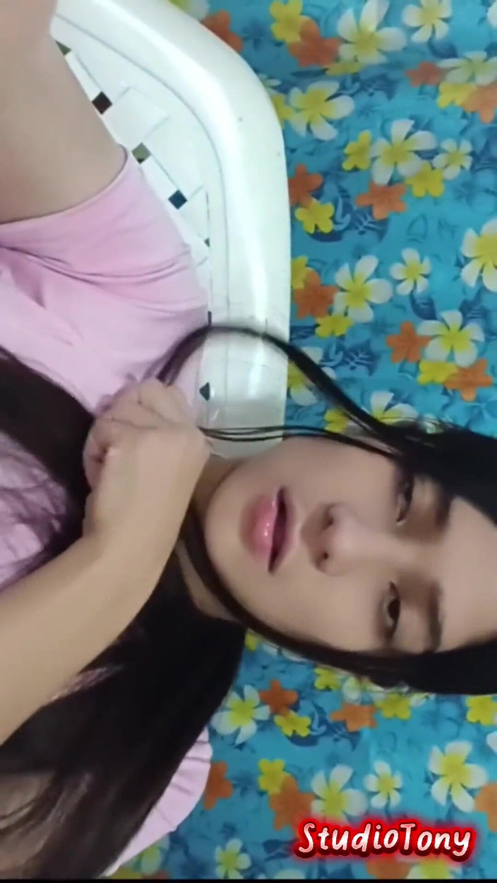 Yuli and tony: Genç İspanyol kadın üç Afrikalı adam tarafından sikiliyor