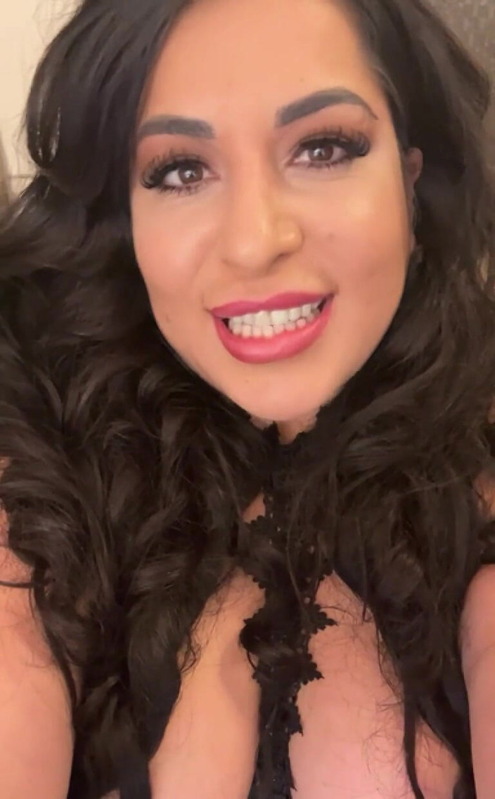 LadyAyse5: Version complète sur un message privé