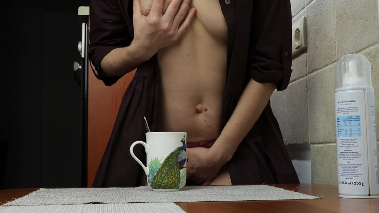 AnnaHomeMix: My Fucking Sexy New Girlfriend Masturbates in Front of Me...