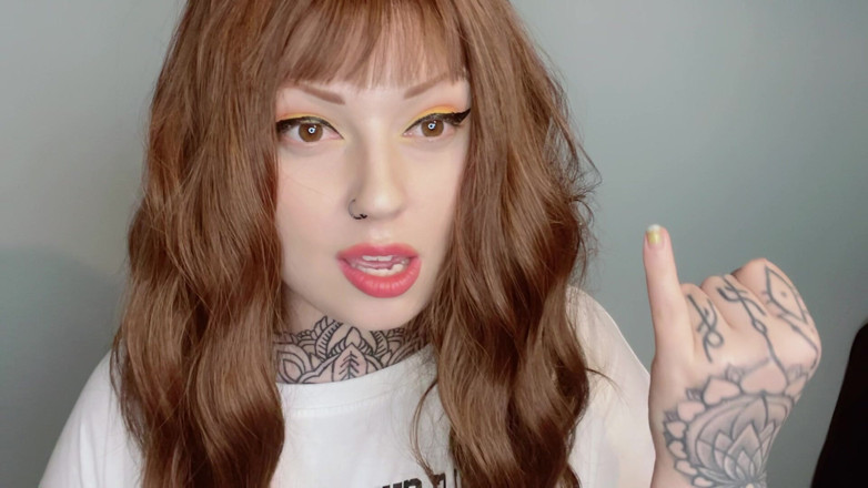 Miss Valentina: Nejmenší péro, které jsem viděl sph