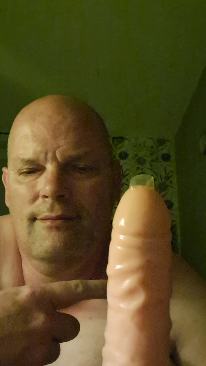 Fickspecht: An Ass Fuck for the Slut with the Dildo and...
