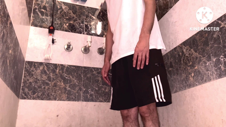 Desi__Panda: Chico heterosexual del pueblo - primera mamada después de diversión al...
