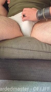 Bearded Master Edging Bear Alessio Venezi