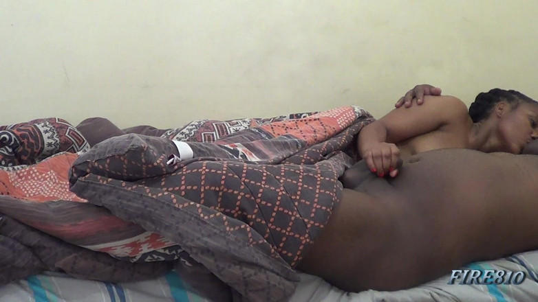 Fire810: Dick Juega Y Acaricia Mientras Besos Profundos, Luego Chupó La...