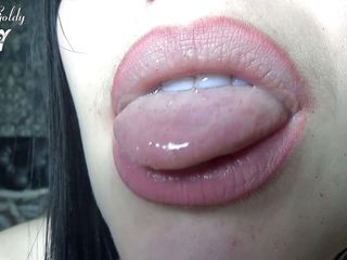 Goddess Misha Goldy: Tongue &amp; spit &amp; lips