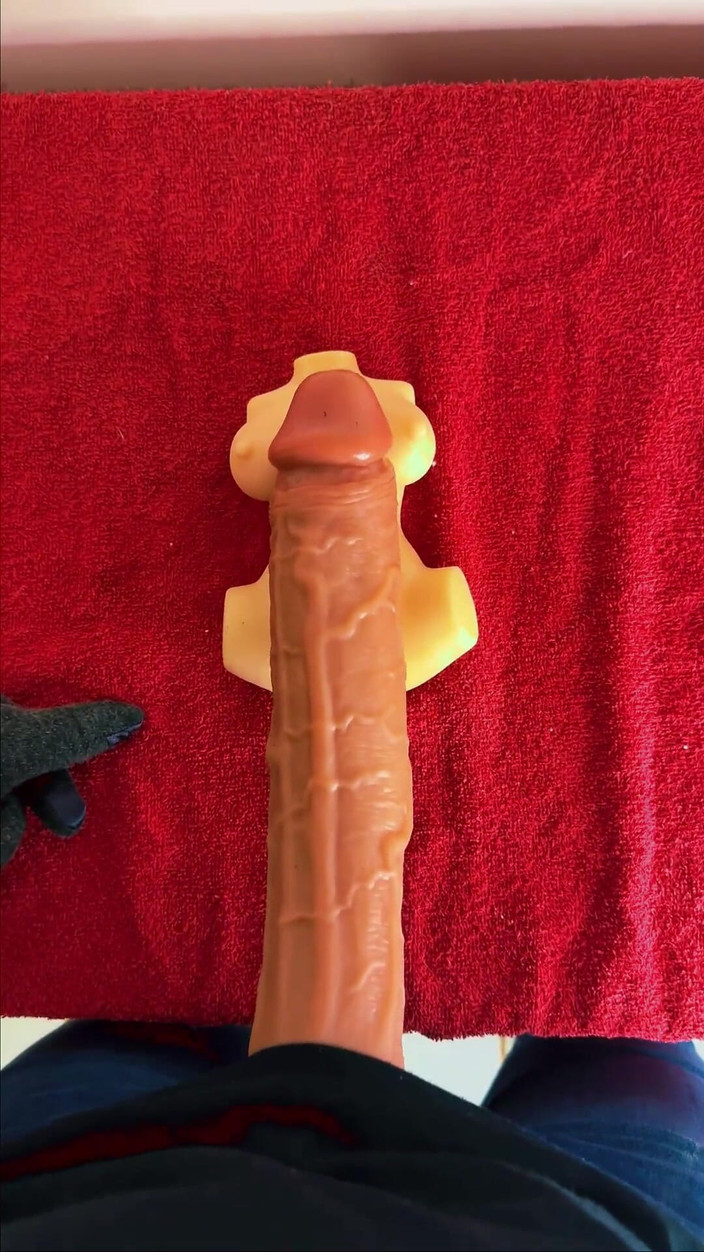 Greedy truck: A 26cm Dick Didn't Fit in Your New Sex Doll - Vertical...