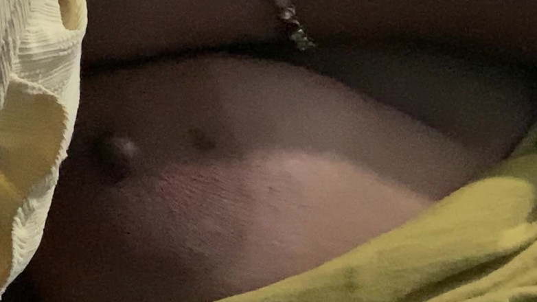 Ritu Bhabhi: Tocmai am văzut țâțele surorii mele vitrege - Sunt atât de uimitoare!