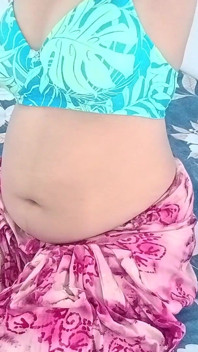 Punjabi Stepmom Wants Dick Her Own Stepson in Her Pussy When Her Husband Out of City