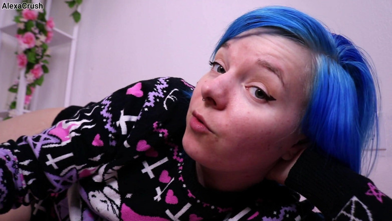 AlexaCrush: Eifersüchtige freundin gibt dir ein praktisches