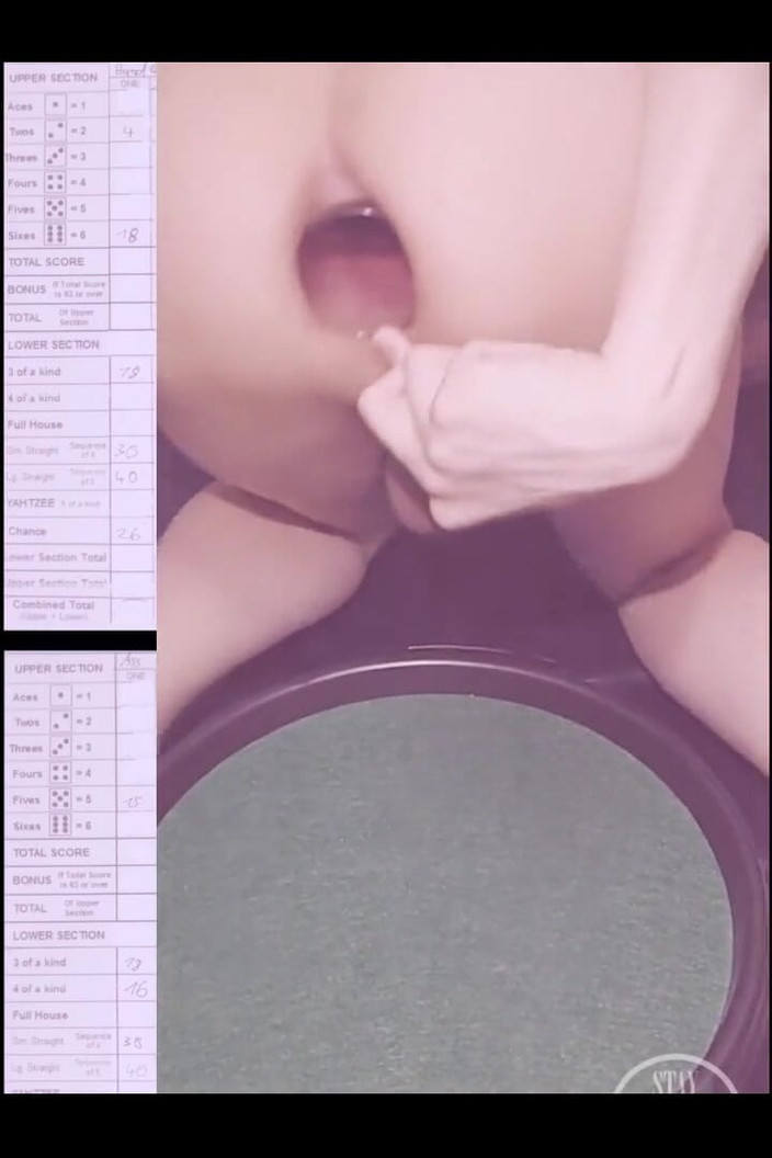 Lina Free: Hraní na Yahtzee se Sklem do zadku! Kdo vyhraje?