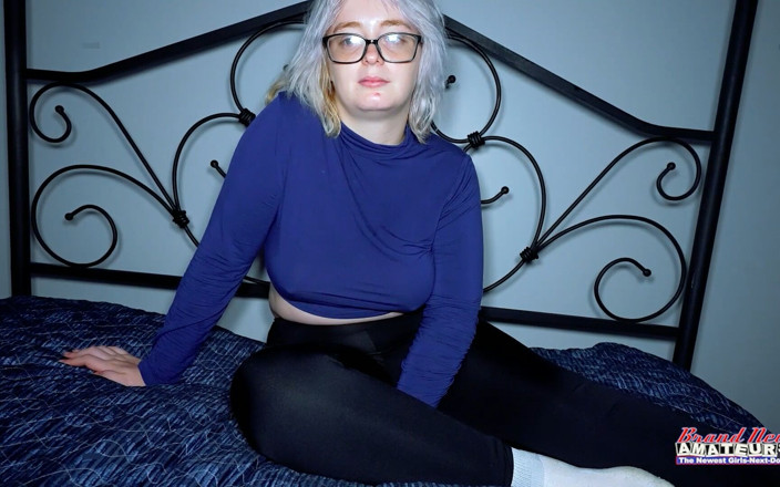 Brand New Amateurs: Annie Archer Curvy Blonde Coed Niechlujstwa Rimjob Głębokie Anal Pasja...