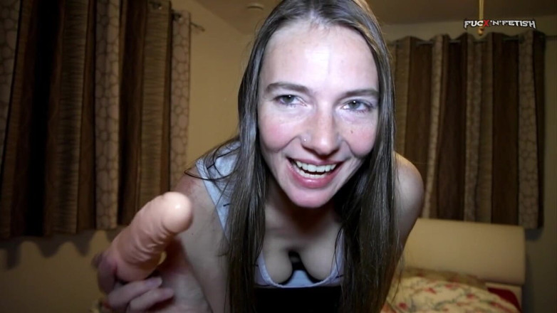 Fuck n Fetish: Karina berpakaian awak - femdom