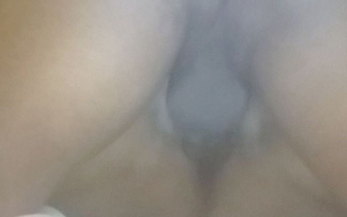 Sex and cum inside: Video creampie fatto in casa