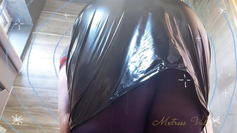 Mxtress Valleycat: Shiny and Nylon