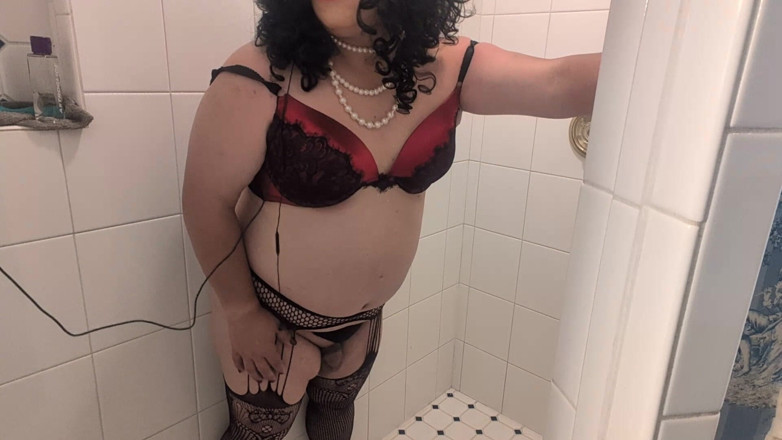 Tongue Lashor 69: Shower Time 02