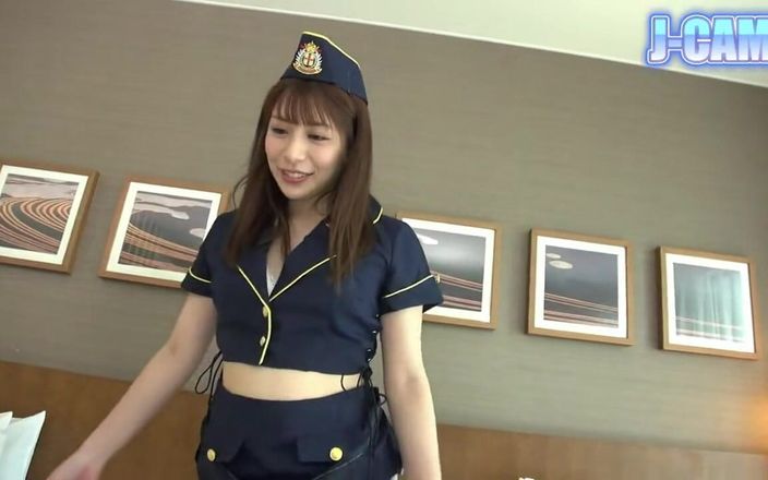 J-Cams: 一个身体丰满的卡巴雷特女孩抚慰你。- 1