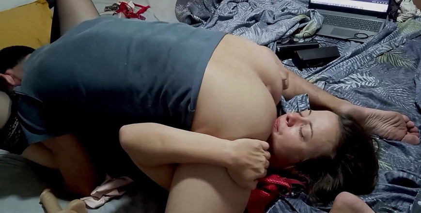 Sexy O2: Sexy O2, 881 Iv - Bílá děvka sání, rimming, šukání v saténovém prádle